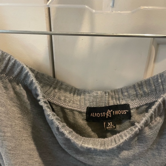 Romper - Picture 2 of 4